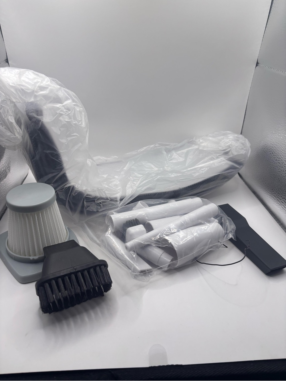 Replacement VR/AR Accessory Kit - White and Black